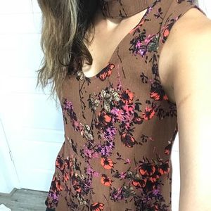 Brown floral sleeveless top.  Great condition